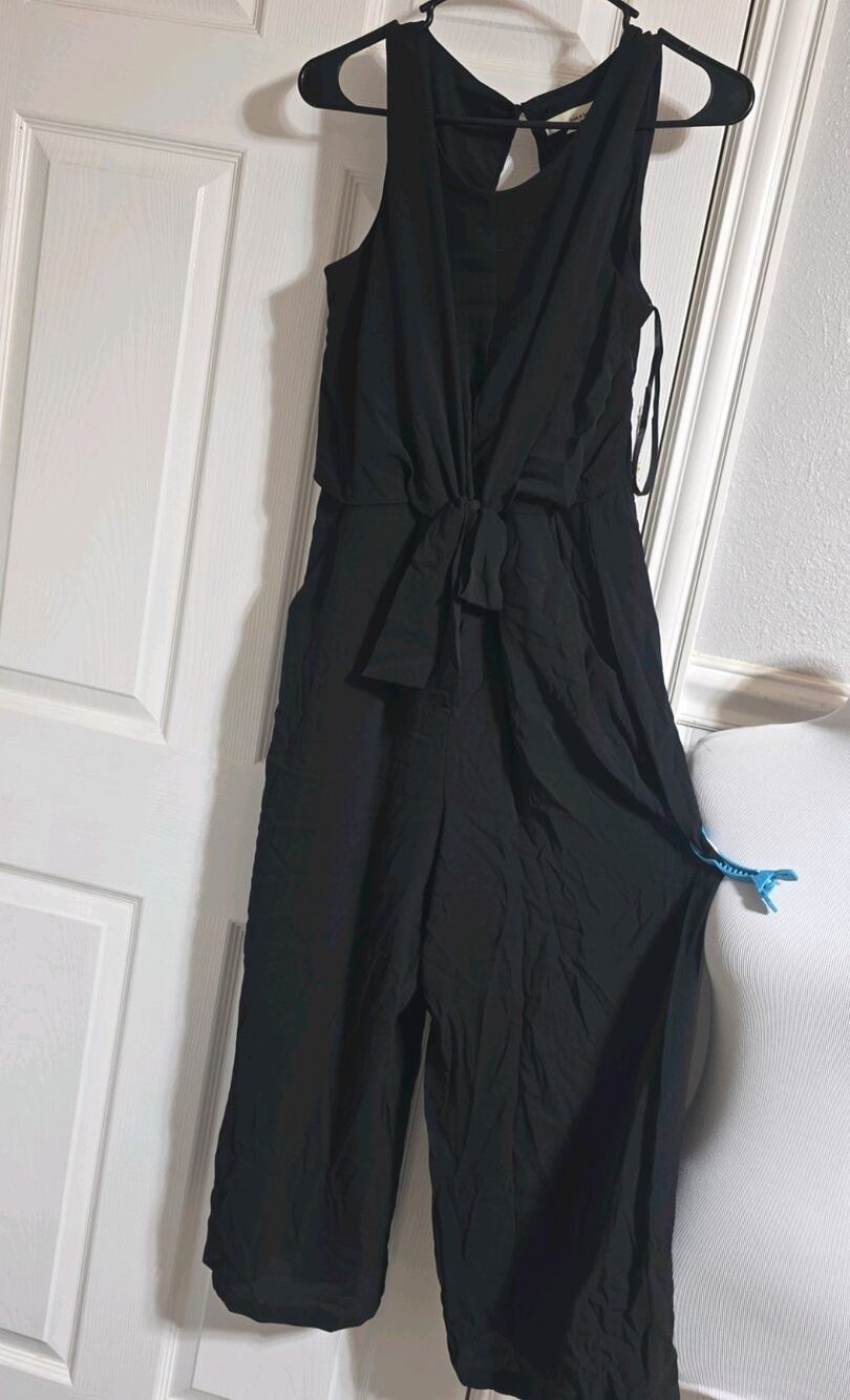 NWT June & Hudson Black Wide Legged Sleeveless Belted Jumpsuit Size 10